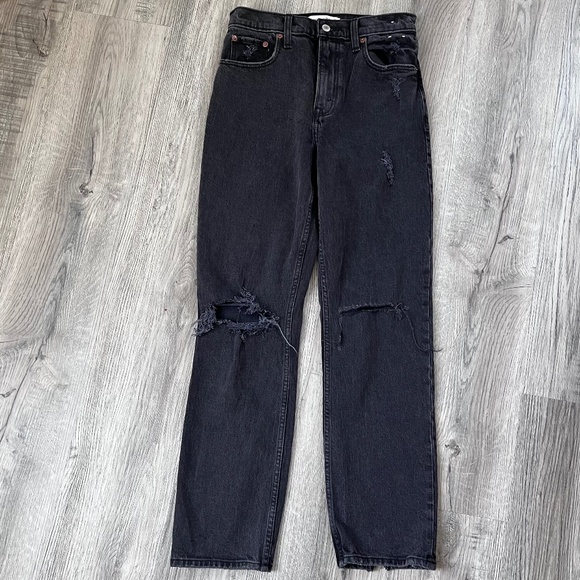 Abercrombie & Fitch Denim - NWT Abercrombie & Fitch Jeans Womens 26 short Black 90s Straight ultra High Rise